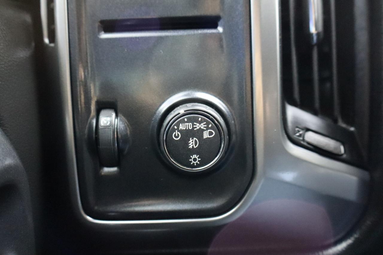 Chevrolet Silverado 1500 2WD Crew Cab 143.5" LT w/1LT 2018