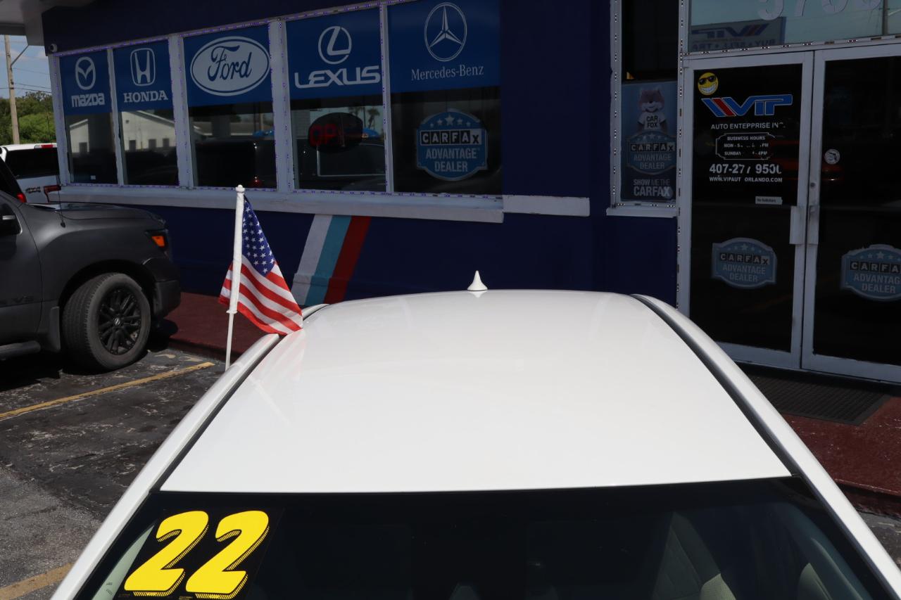 Toyota Corolla LE CVT (Natl) 2022