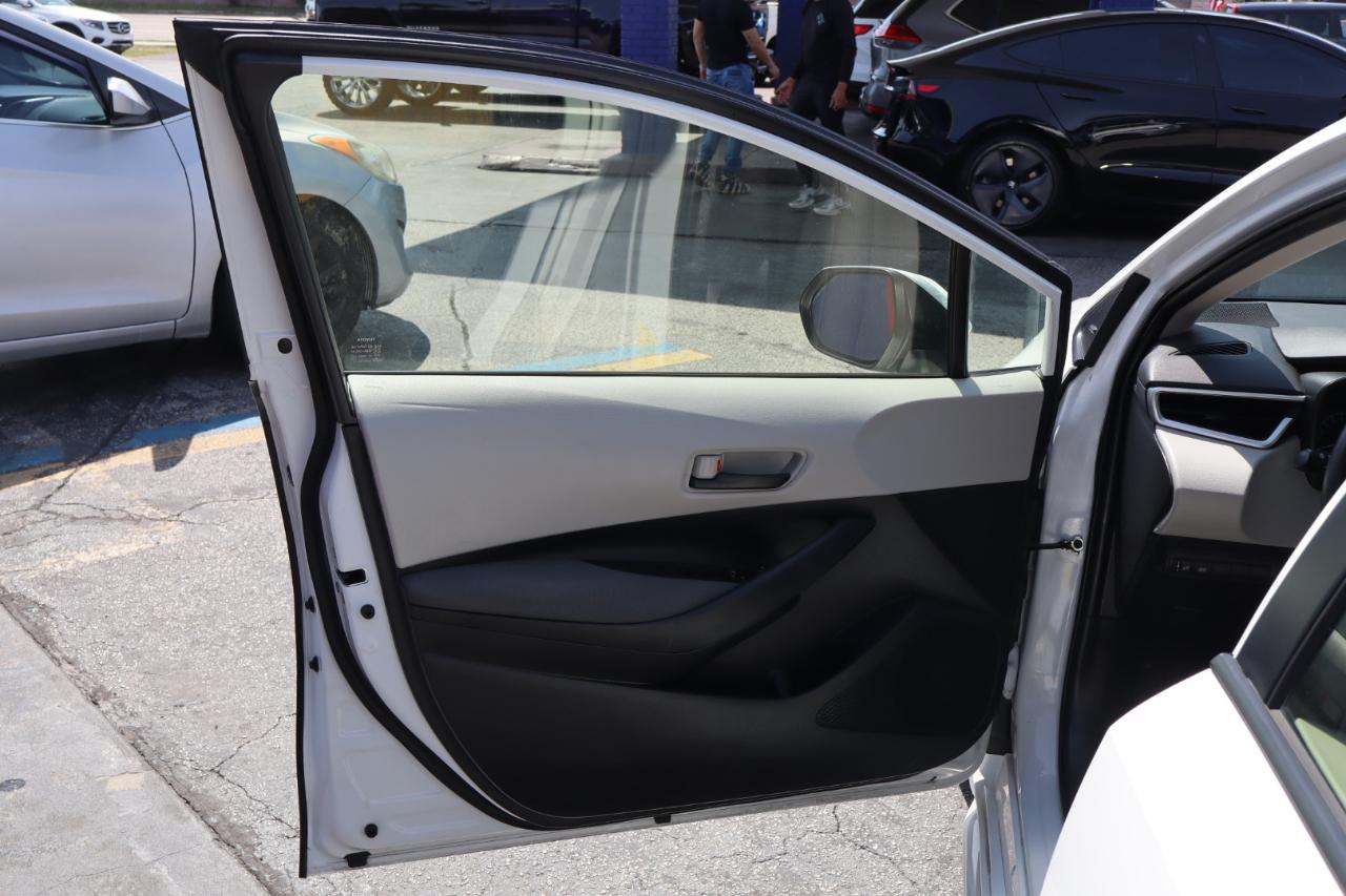 Toyota Corolla LE CVT (Natl) 2022