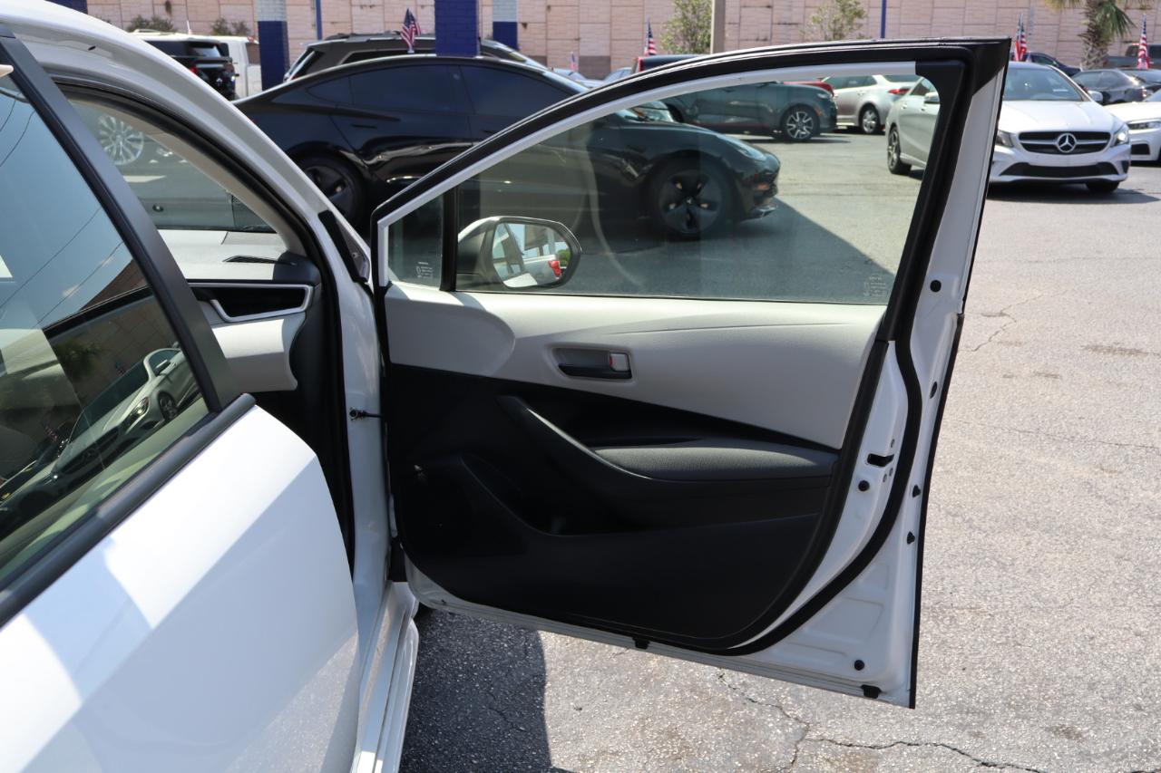 Toyota Corolla LE CVT (Natl) 2022