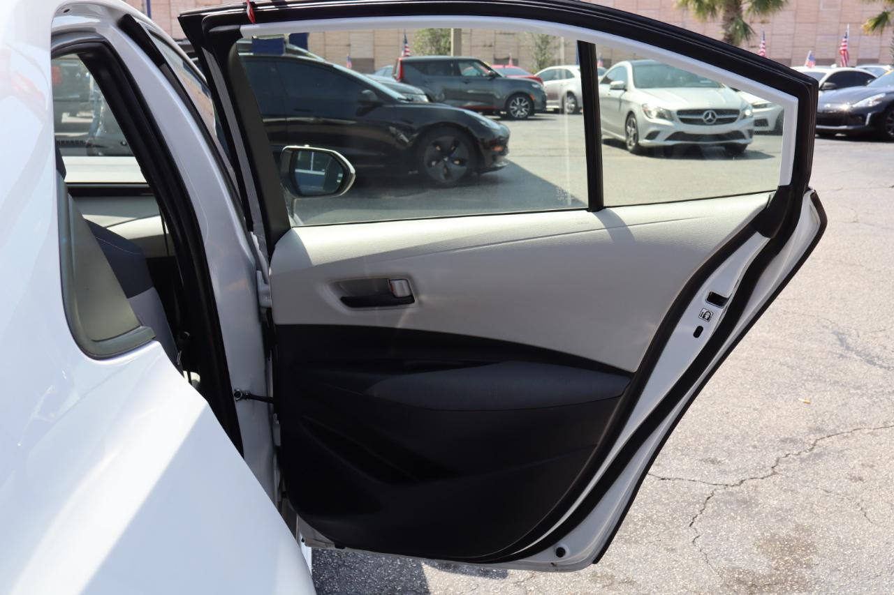 Toyota Corolla LE CVT (Natl) 2022