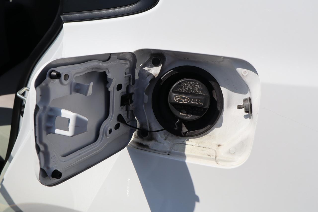 Toyota Corolla LE CVT (Natl) 2022