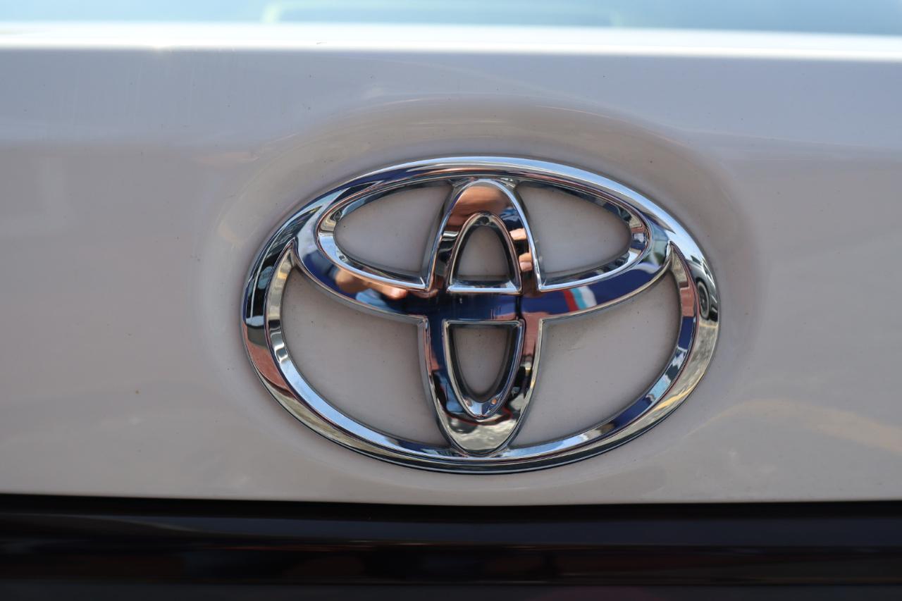 Toyota Corolla LE CVT (Natl) 2022