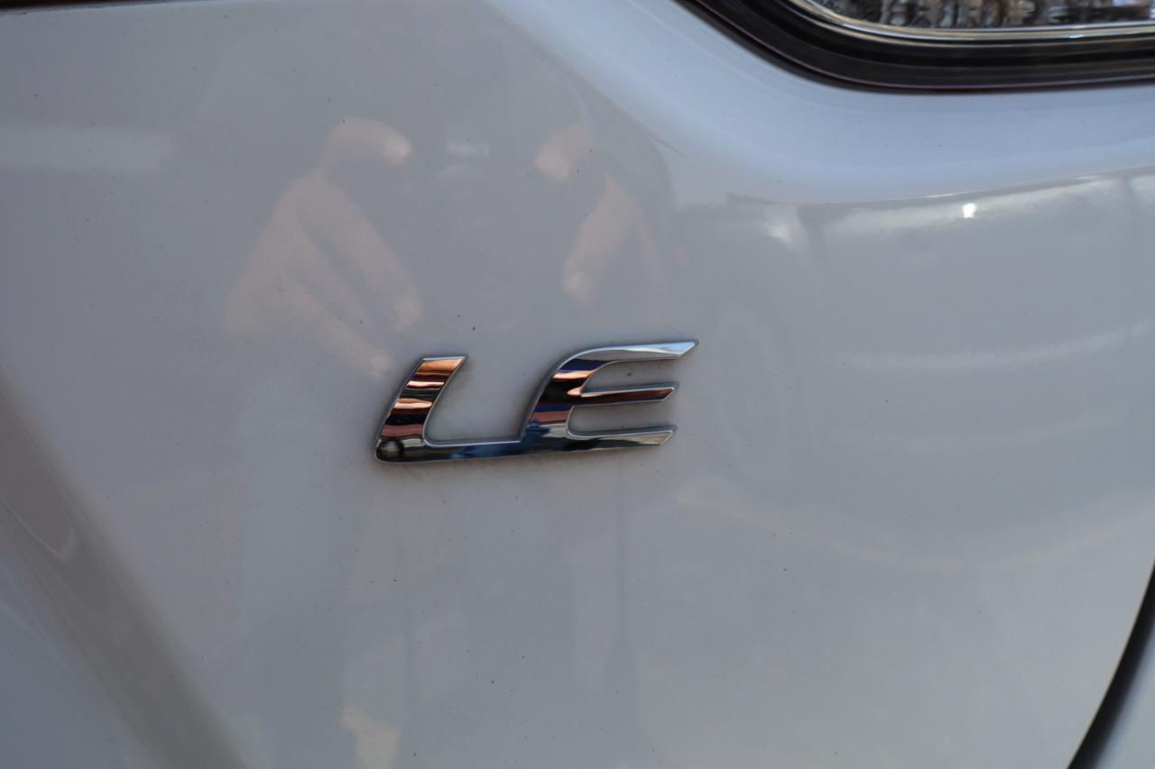 Toyota Corolla LE CVT (Natl) 2022