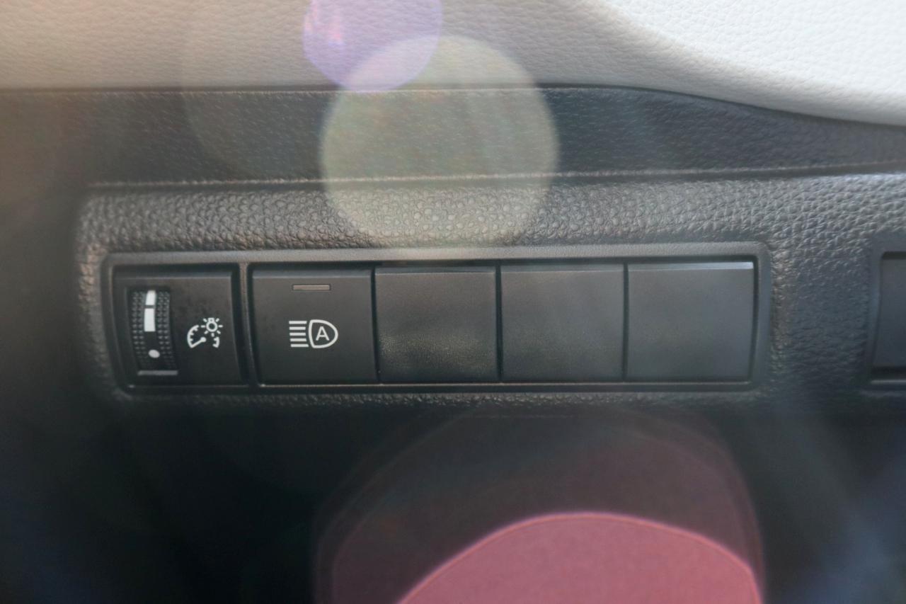 Toyota Corolla LE CVT (Natl) 2022