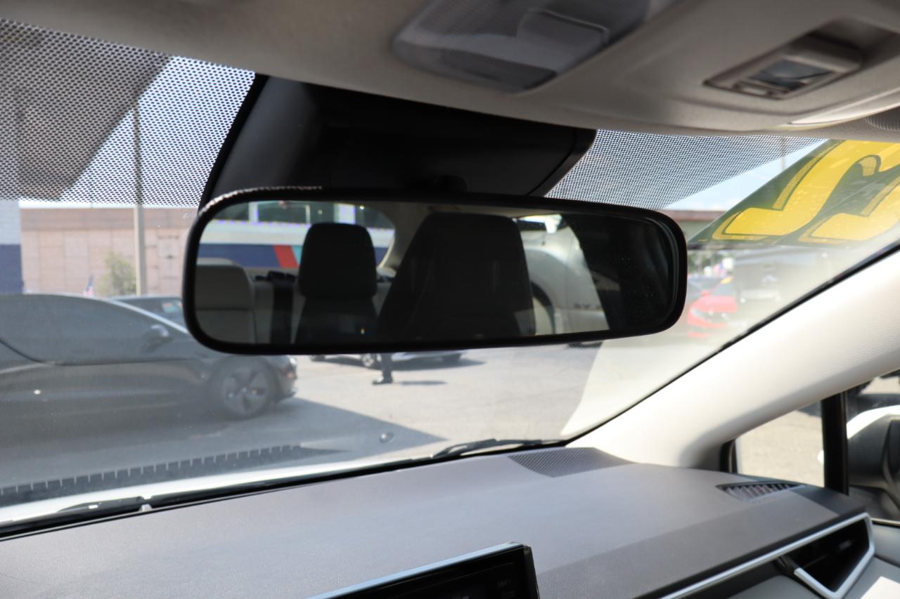 Toyota Corolla LE CVT (Natl) 2022