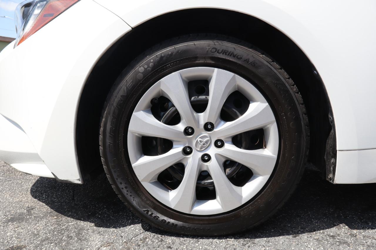 Toyota Corolla LE CVT (Natl) 2022