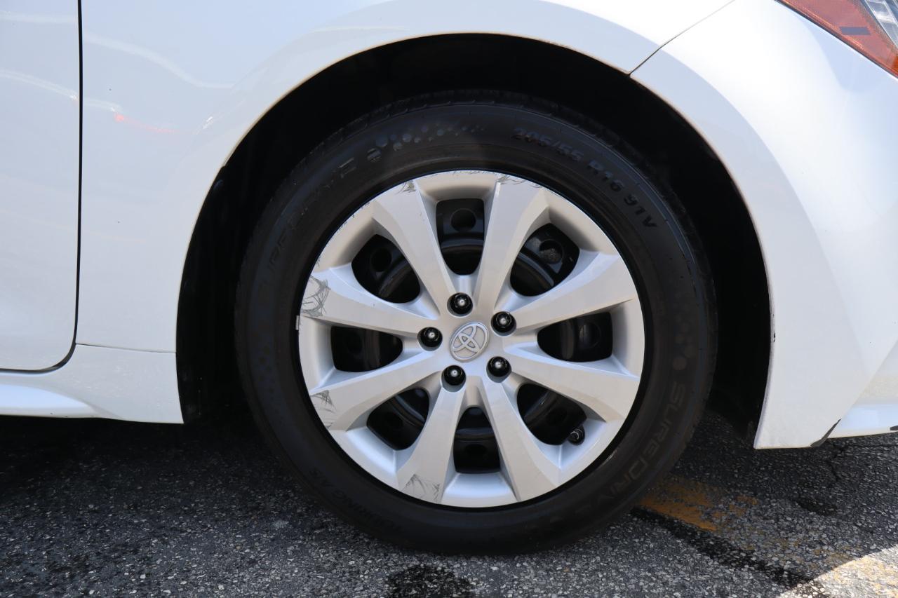 Toyota Corolla LE CVT (Natl) 2022