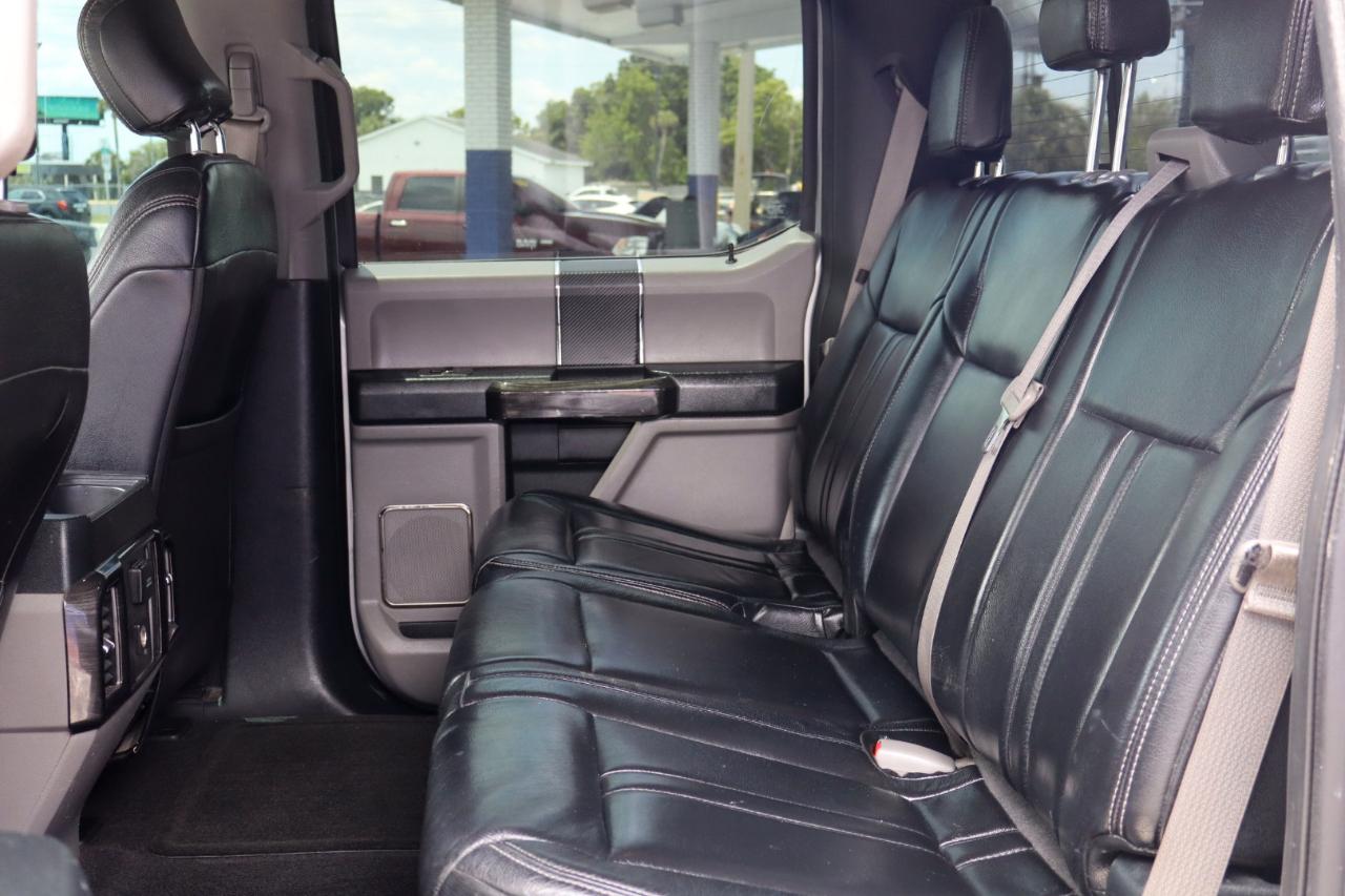 Ford F-150 4WD SuperCrew 150" Lariat 2016