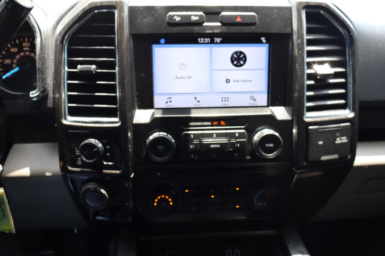 Ford F-150 4WD SuperCrew 150" Lariat 2016