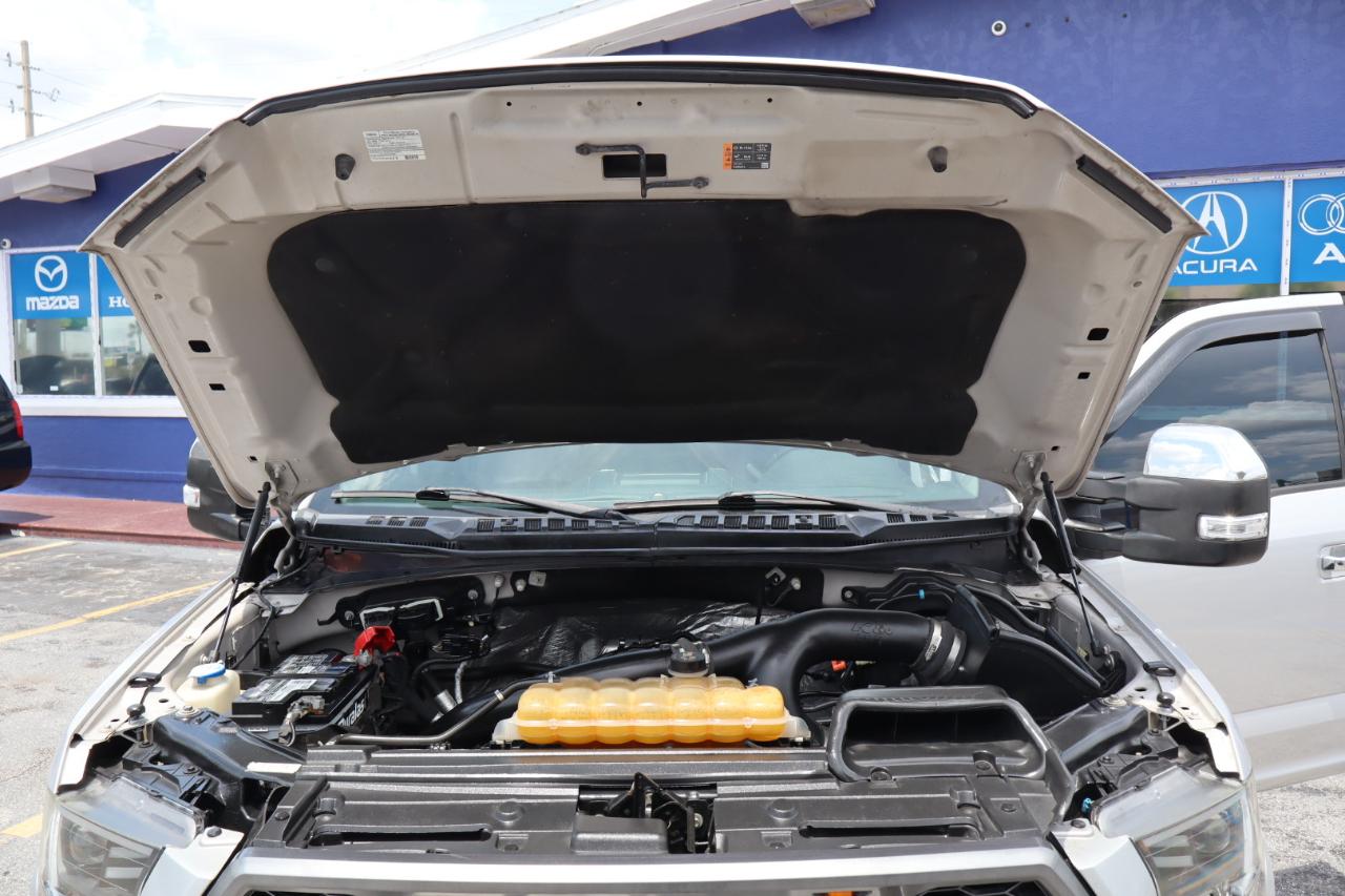 Ford F-150 4WD SuperCrew 150" Lariat 2016