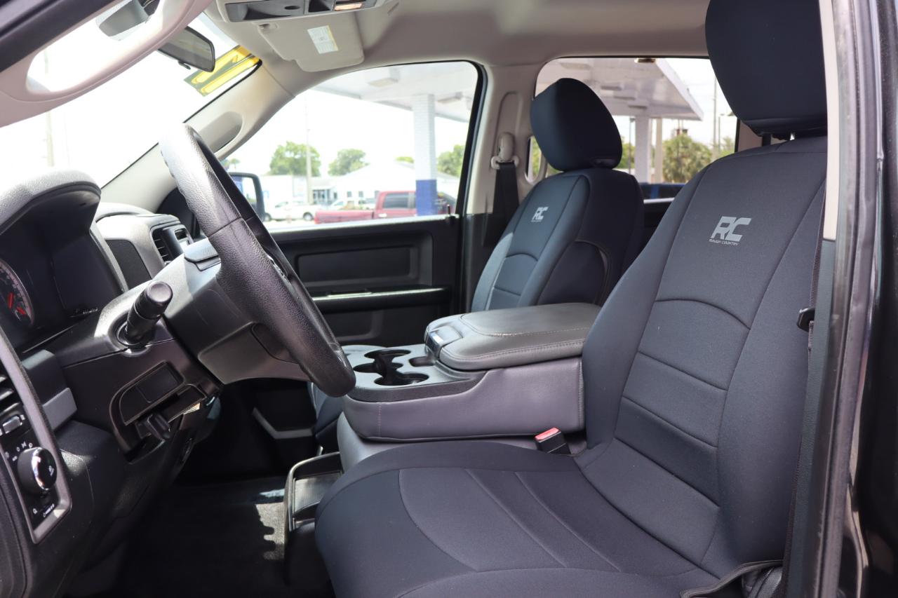 RAM 1500 Express 4x4 Crew Cab 5'7" Box 2017