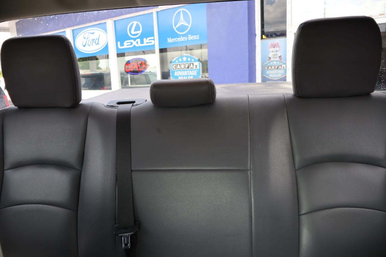 RAM 1500 Express 4x4 Crew Cab 5'7" Box 2017