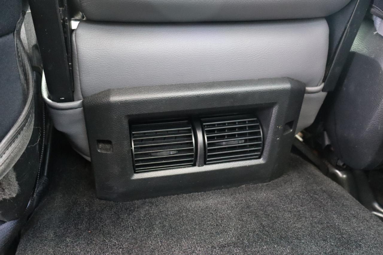 RAM 1500 Express 4x4 Crew Cab 5'7" Box 2017