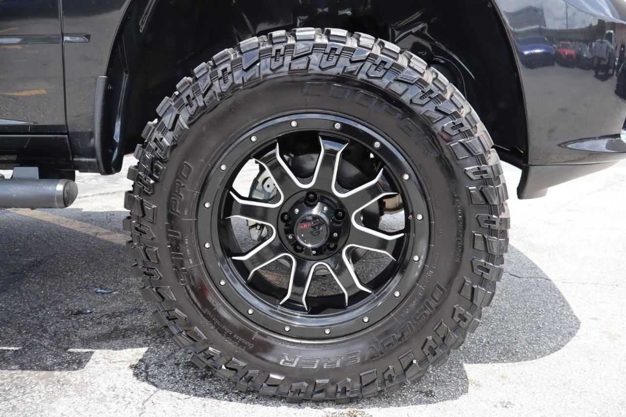 RAM 1500 Express 4x4 Crew Cab 5'7" Box 2017