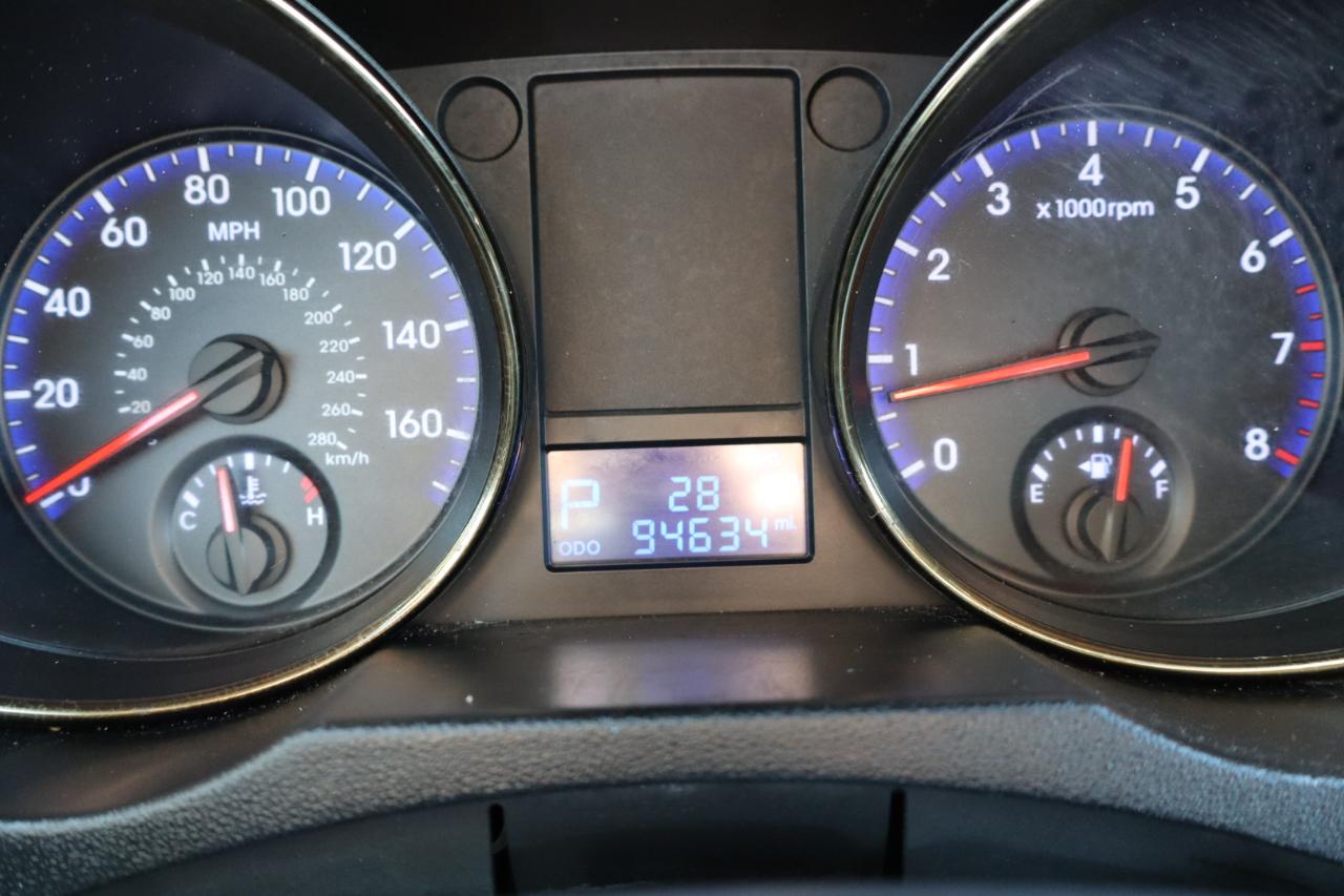Hyundai Genesis Coupe 2dr 3.8L Auto Grand Touring w/Blk Lth 2011