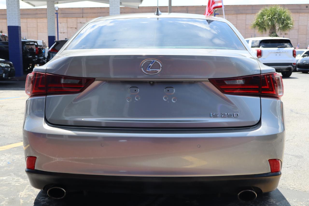 Lexus IS 250 4dr Sport Sdn RWD 2015