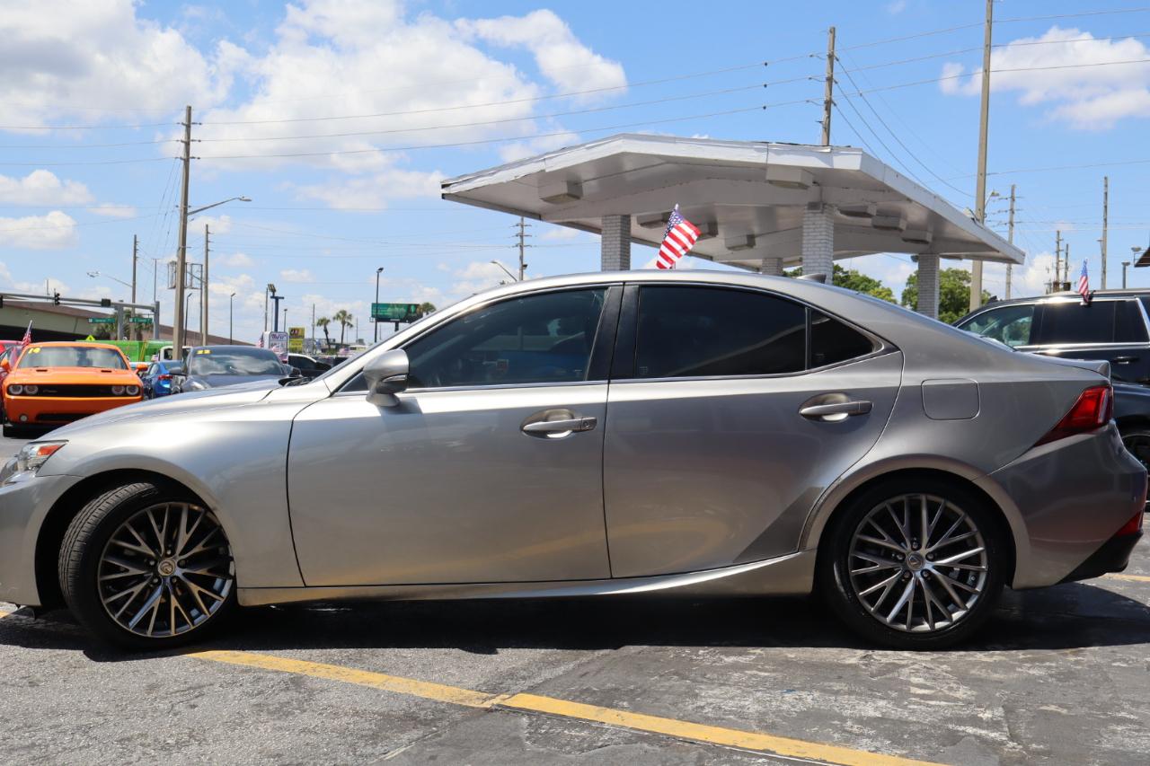 Lexus IS 250 4dr Sport Sdn RWD 2015