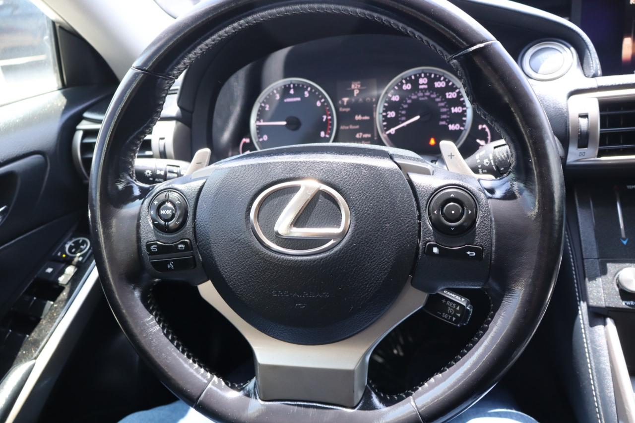 Lexus IS 250 4dr Sport Sdn RWD 2015