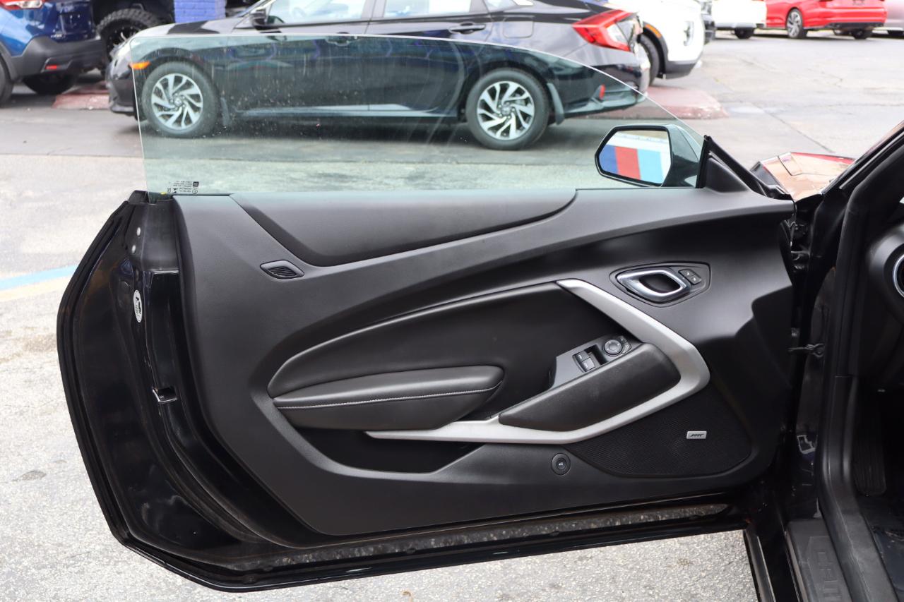 Chevrolet Camaro 2dr Cpe 1LT 2019