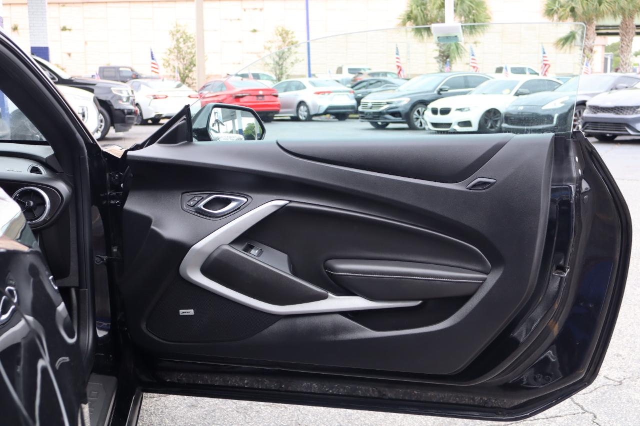 Chevrolet Camaro 2dr Cpe 1LT 2019