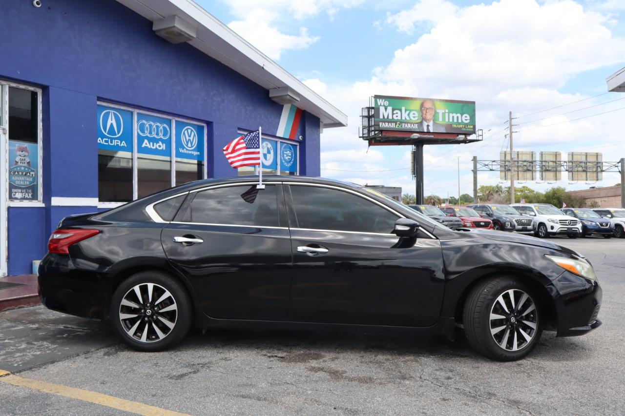 Nissan Altima 2.5 SV Sedan 2018