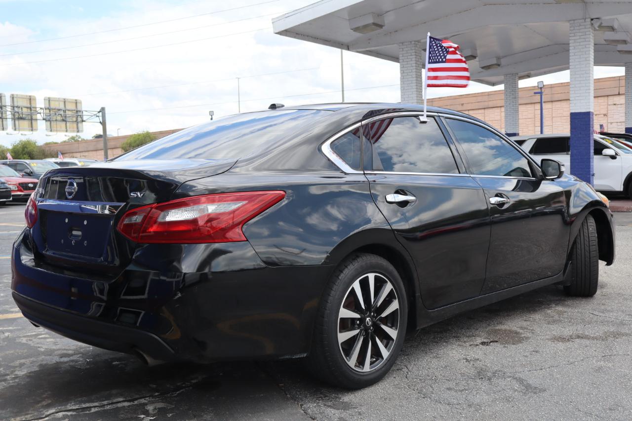 Nissan Altima 2.5 SV Sedan 2018