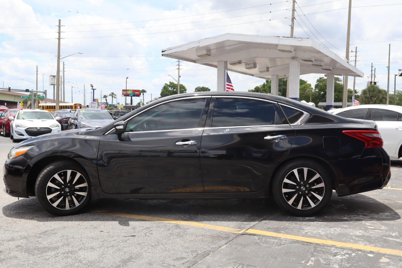 Nissan Altima 2.5 SV Sedan 2018