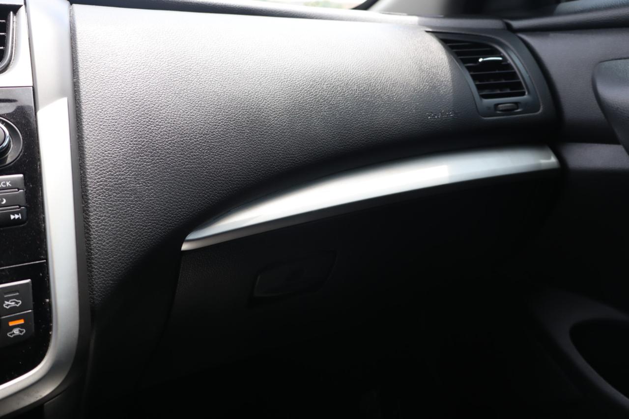 Nissan Altima 2.5 SV Sedan 2018