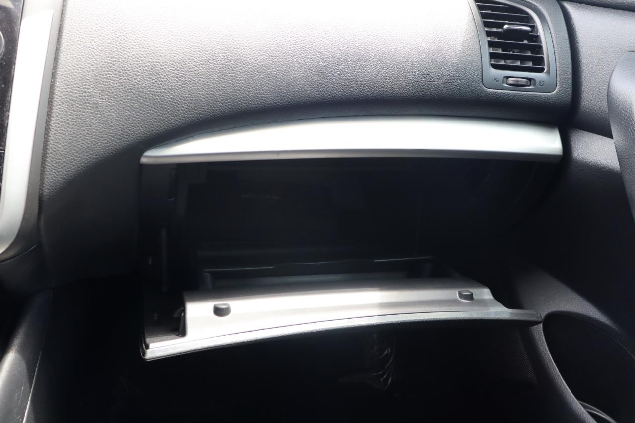 Nissan Altima 2.5 SV Sedan 2018