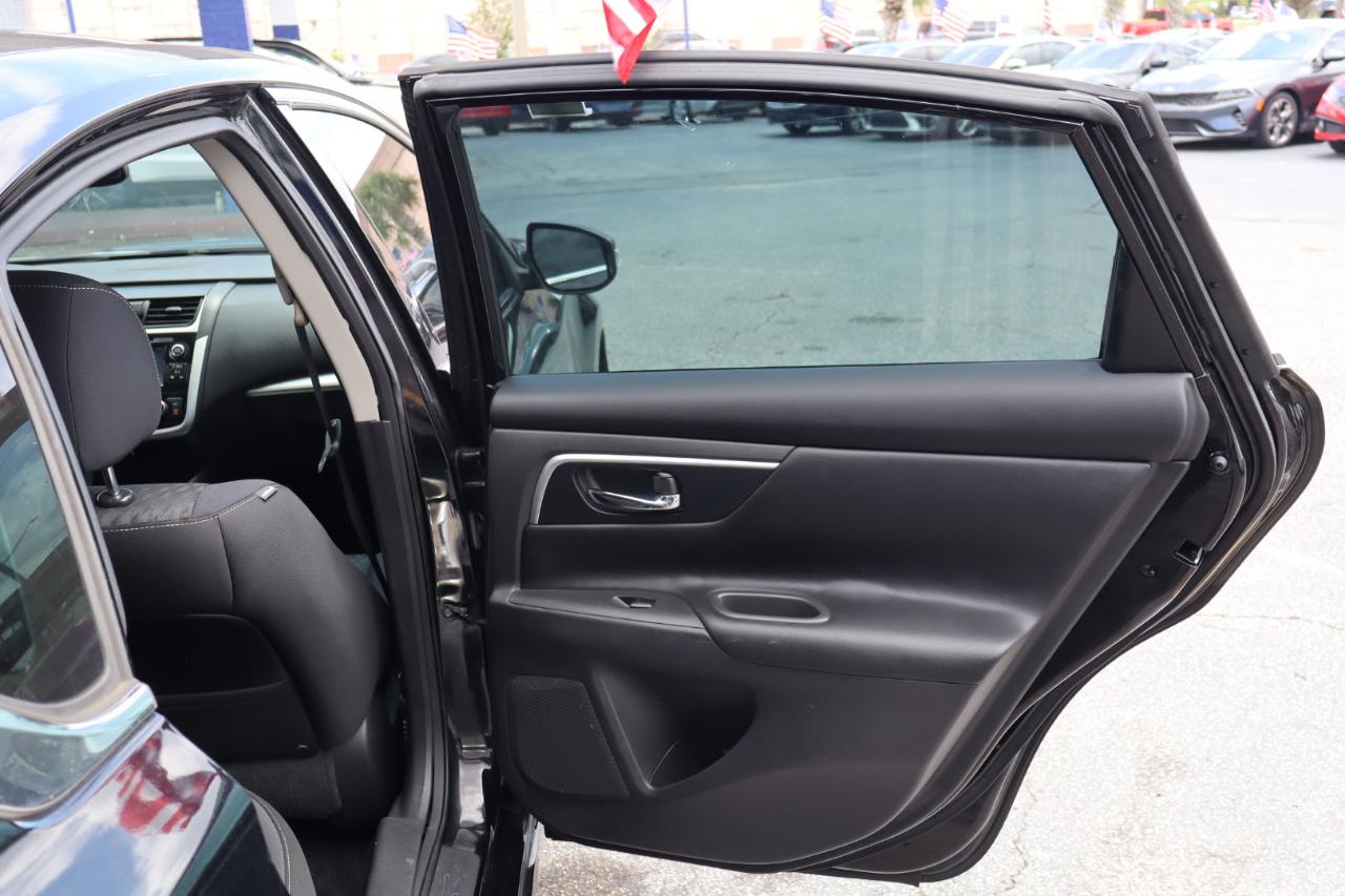 Nissan Altima 2.5 SV Sedan 2018