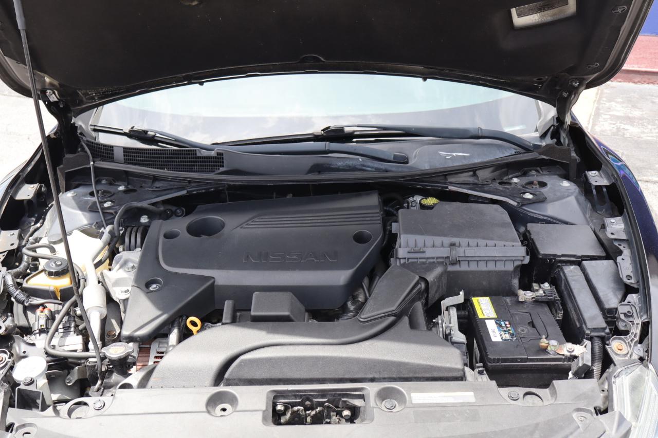 Nissan Altima 2.5 SV Sedan 2018
