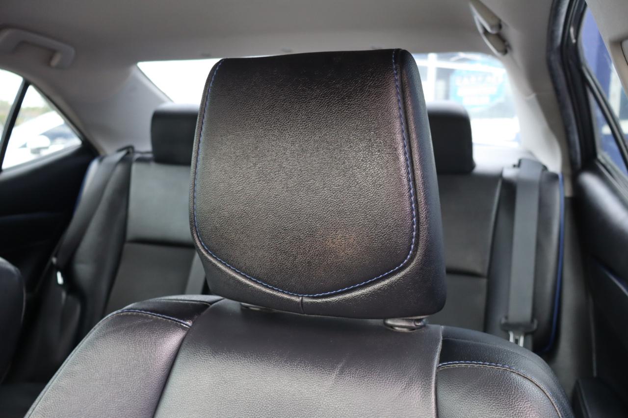 Toyota Corolla XLE CVT (Natl) 2019