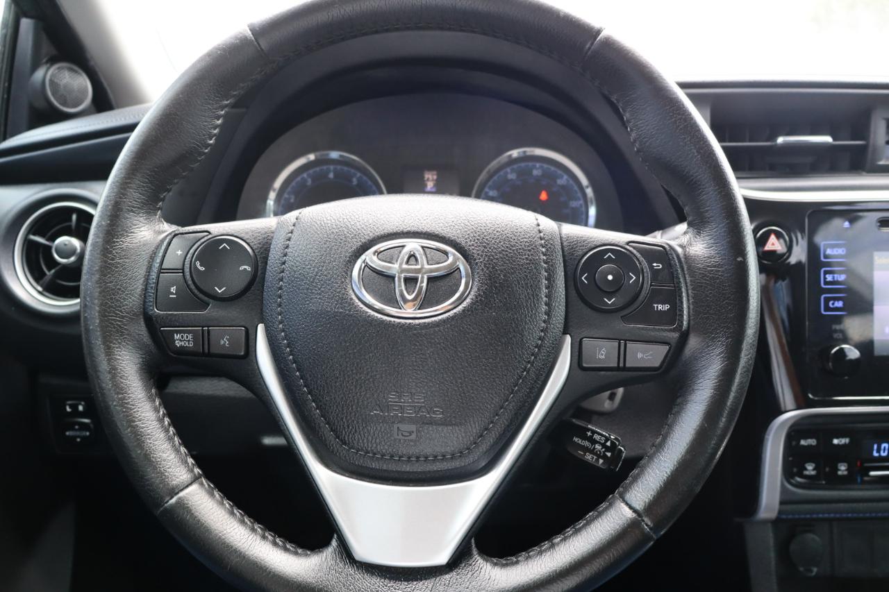 Toyota Corolla XLE CVT (Natl) 2019