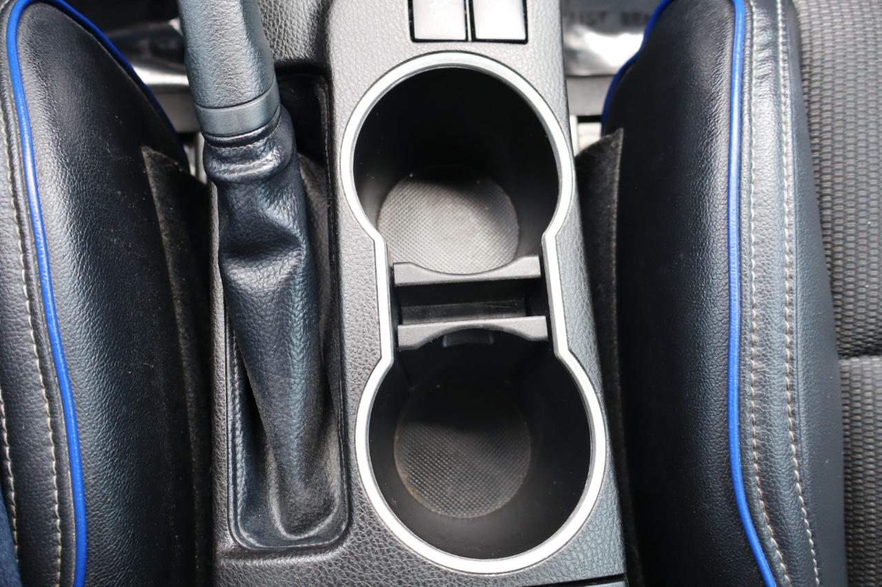 Toyota Corolla XLE CVT (Natl) 2019