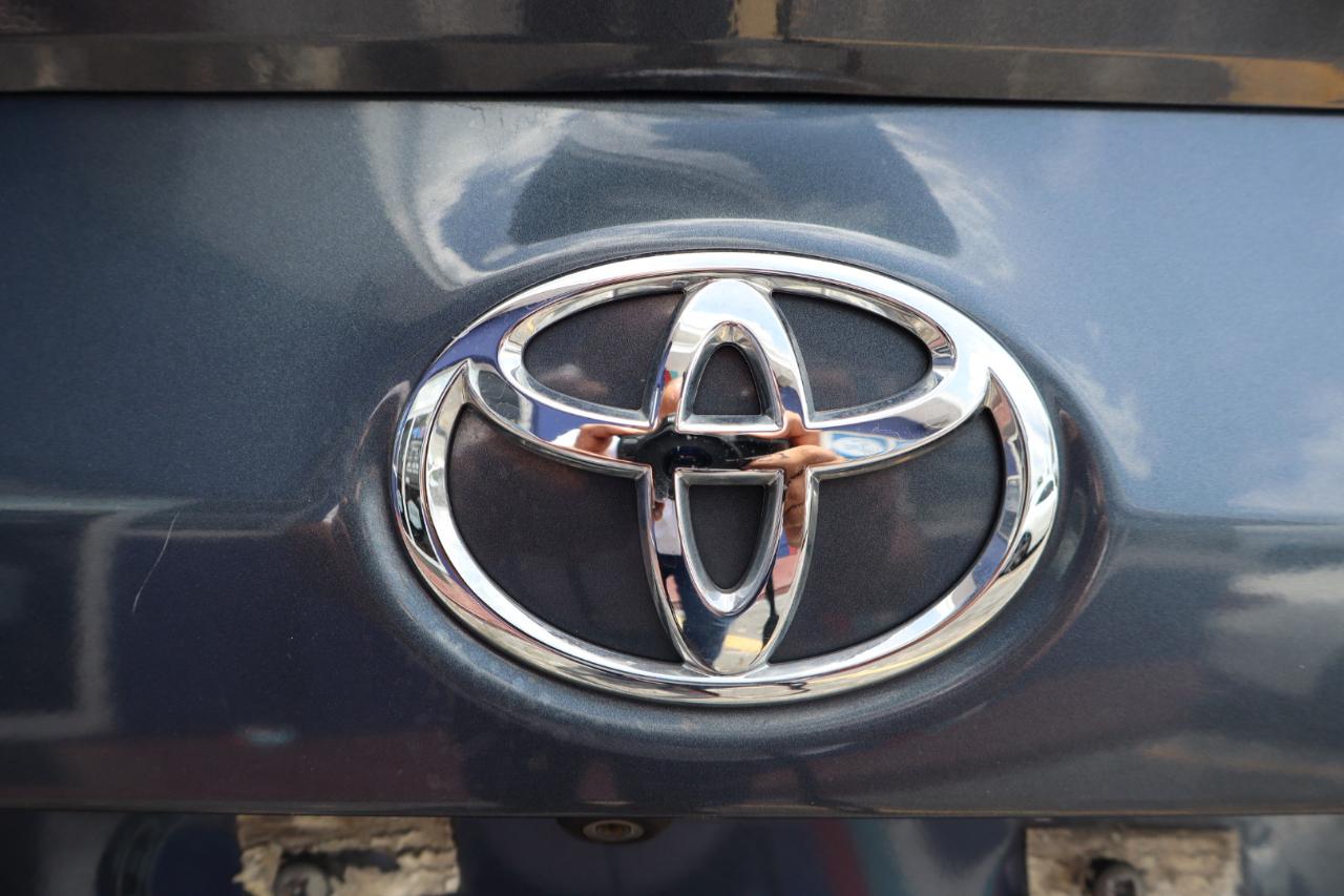 Toyota Corolla XLE CVT (Natl) 2019