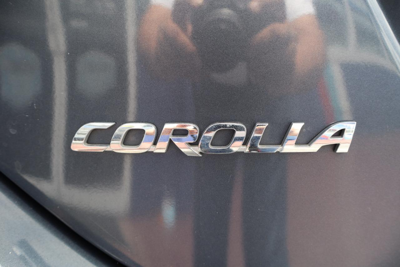 Toyota Corolla XLE CVT (Natl) 2019