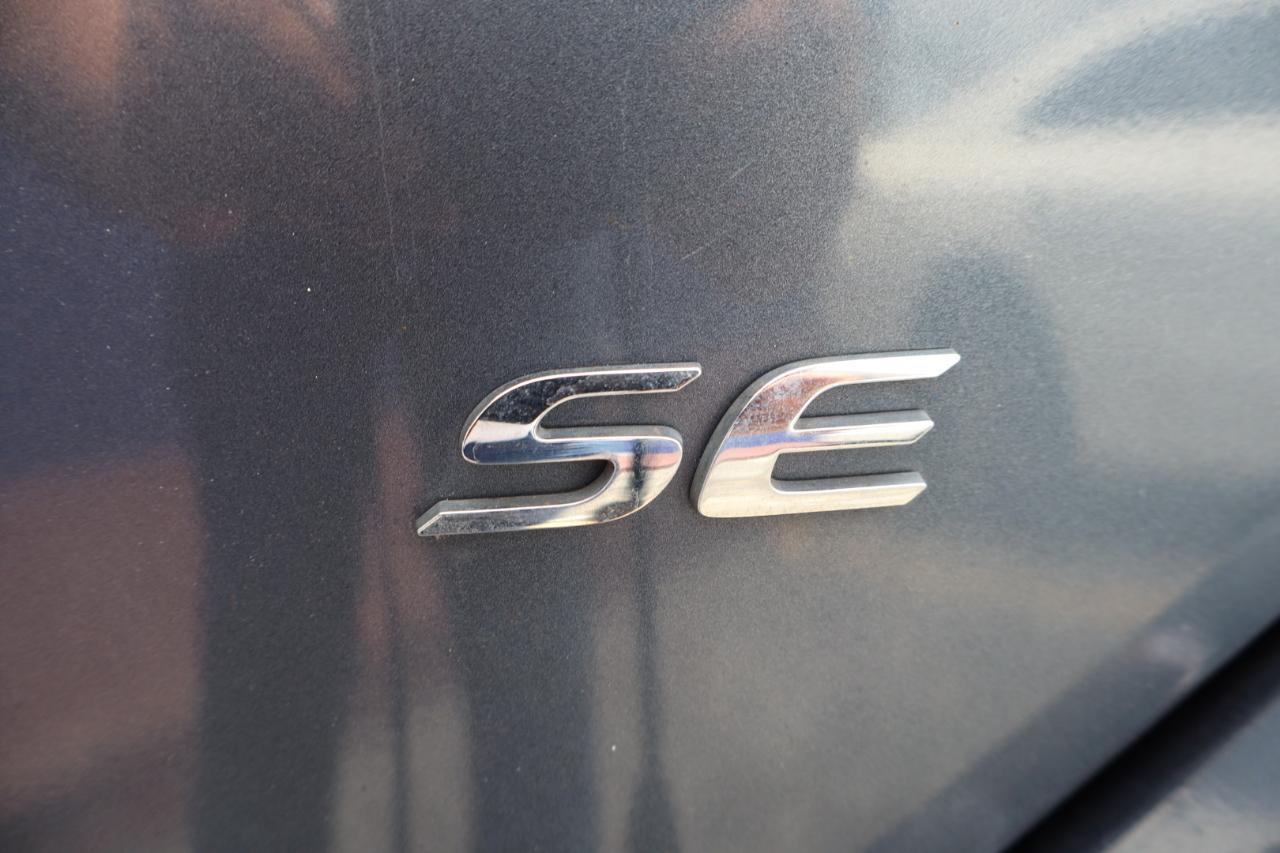 Toyota Corolla XLE CVT (Natl) 2019