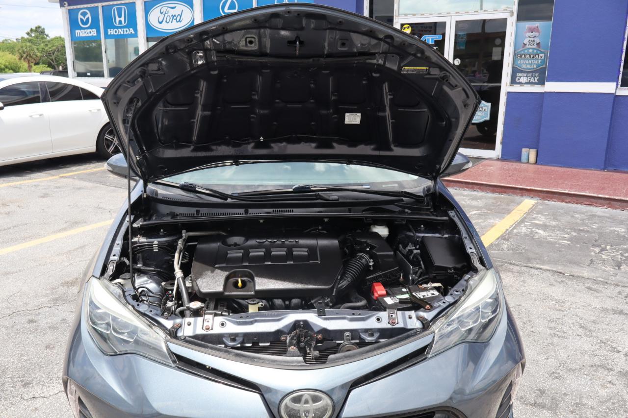 Toyota Corolla XLE CVT (Natl) 2019