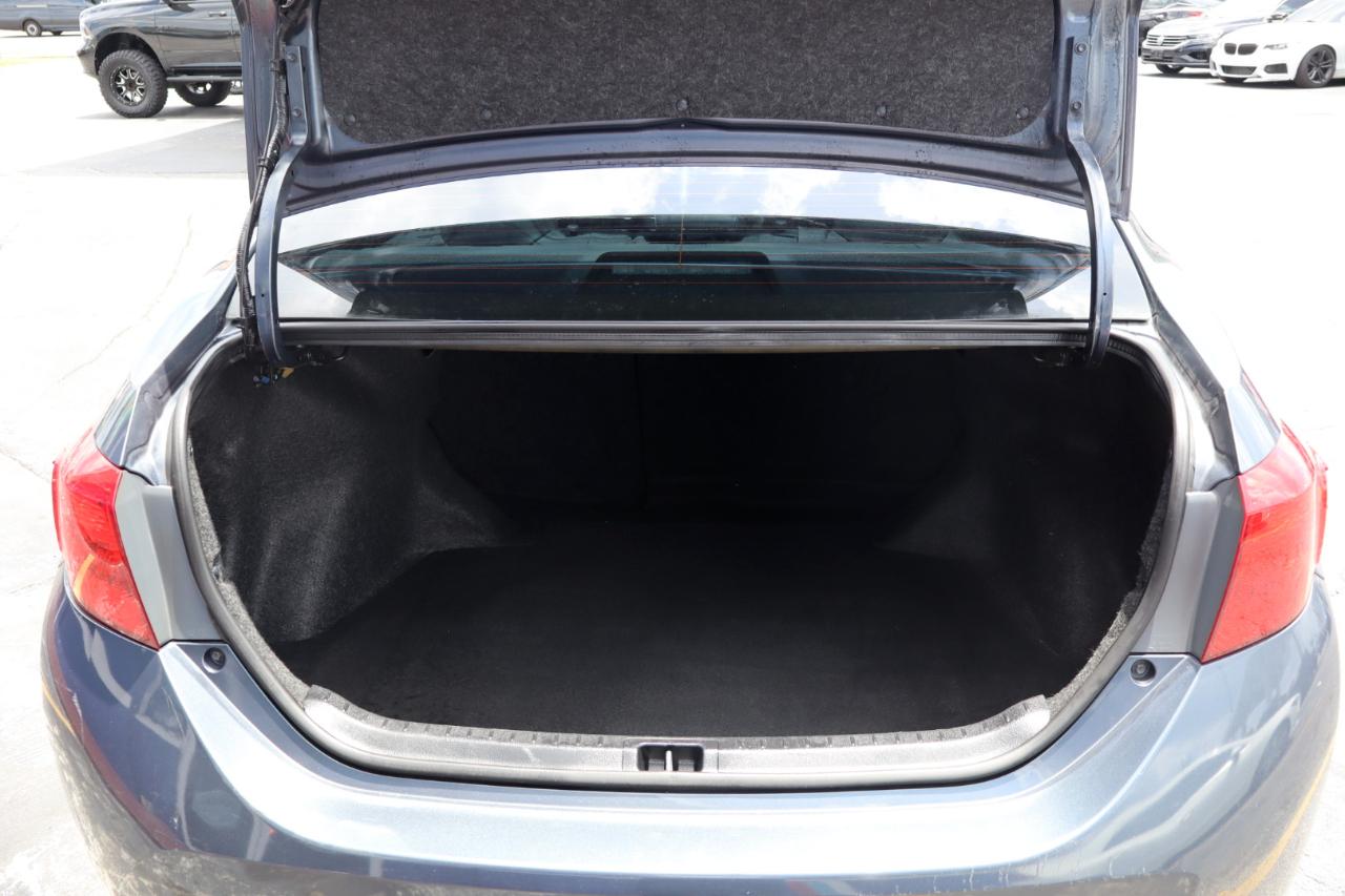 Toyota Corolla XLE CVT (Natl) 2019