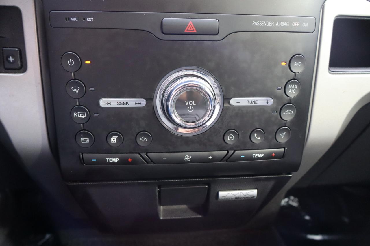 Ford F-150 2WD SuperCrew 145" King Ranch 2014