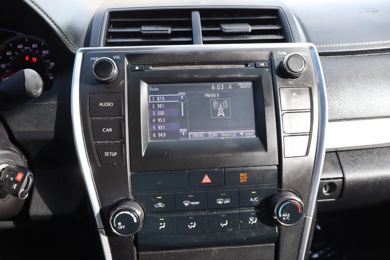 Toyota Camry 4dr Sdn I4 Auto XLE (Natl) 2015