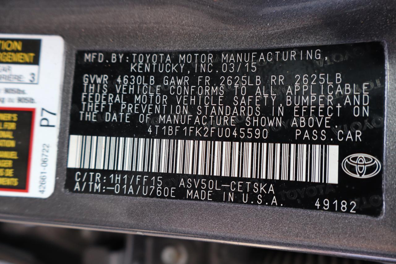 Toyota Camry 4dr Sdn I4 Auto XLE (Natl) 2015