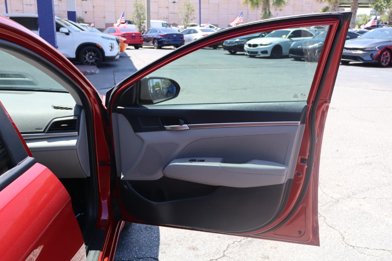 Hyundai Elantra SEL Auto 2019