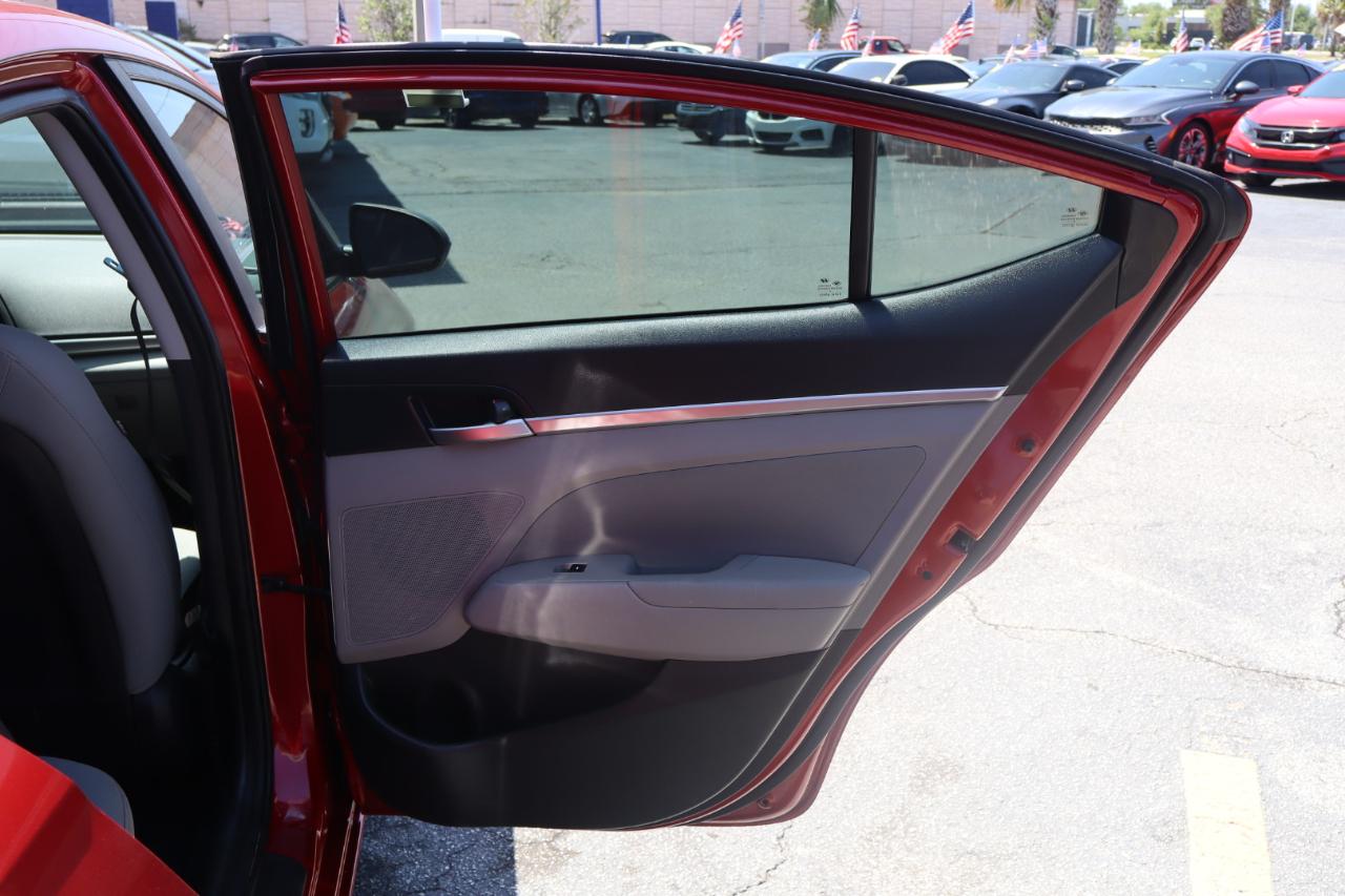 Hyundai Elantra SEL Auto 2019