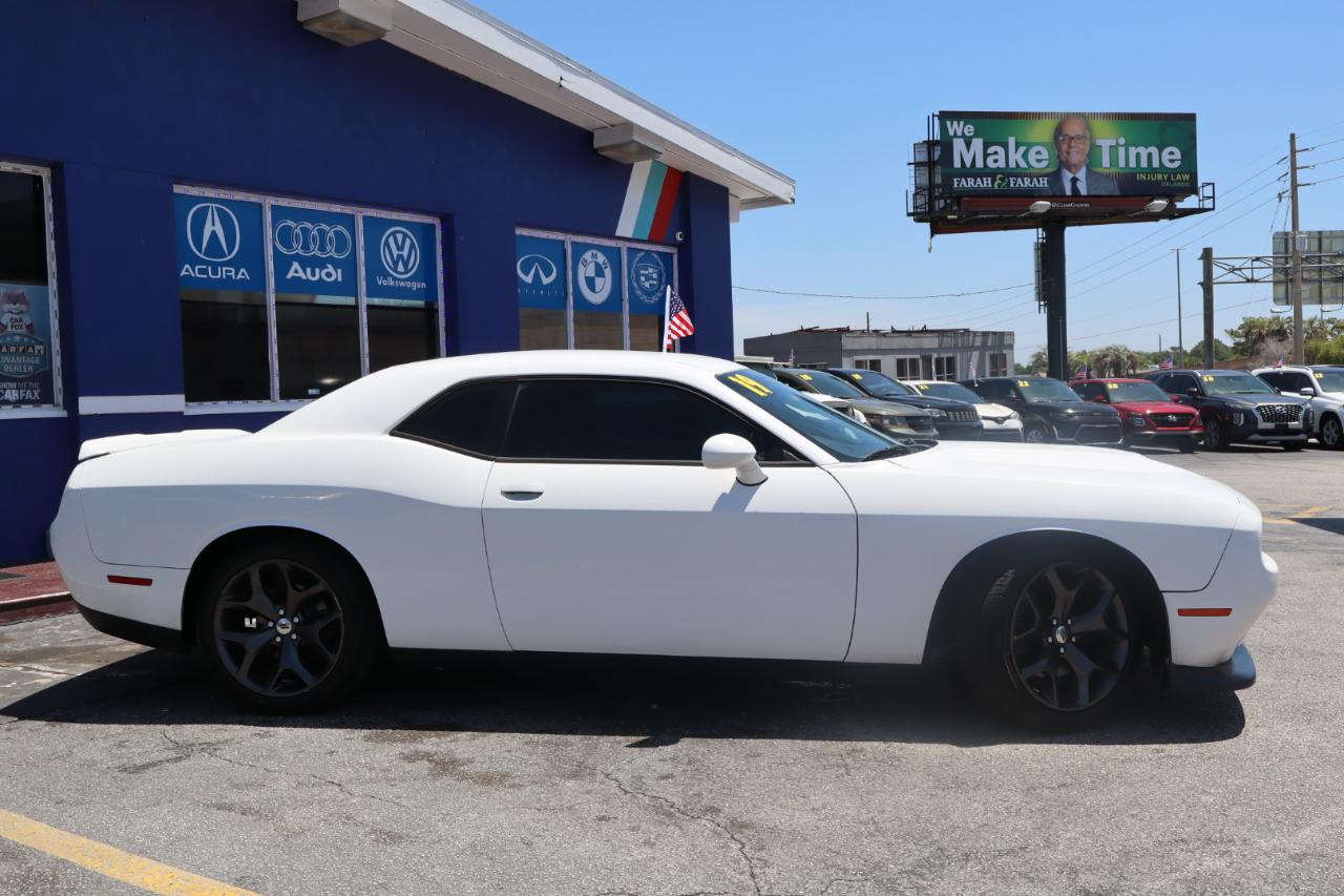 Dodge Challenger GT RWD 2019