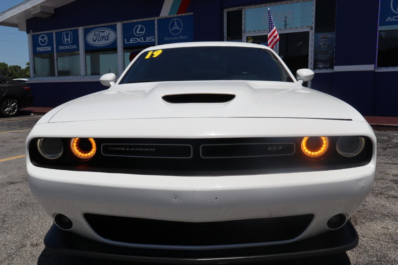 Dodge Challenger GT RWD 2019