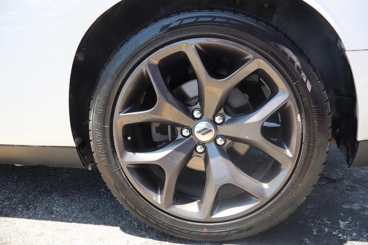 Dodge Challenger GT RWD 2019