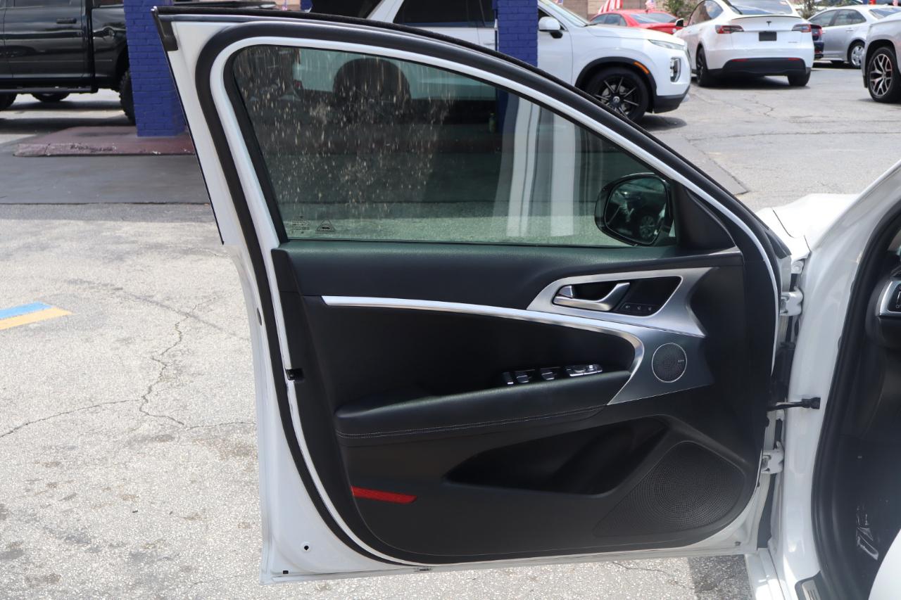 Genesis G70 2.0T AWD 2020