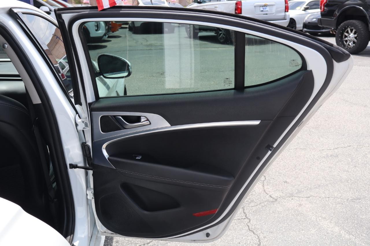 Genesis G70 2.0T AWD 2020